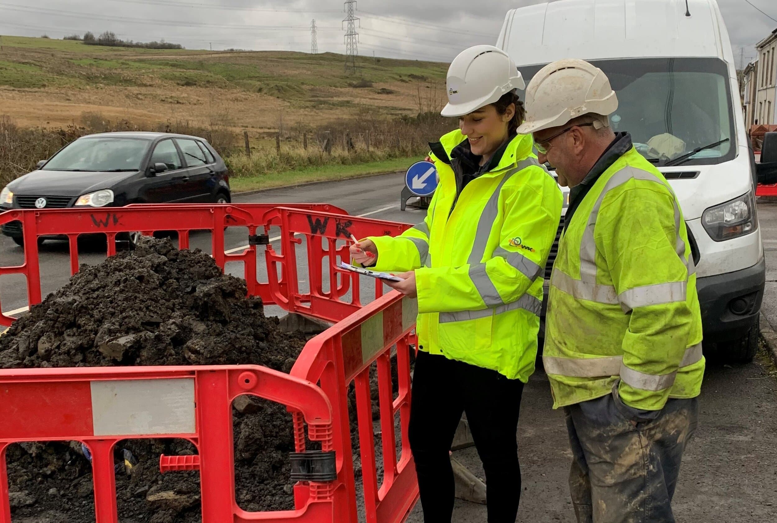 Charlotte King, Contracts and Procurement Manager at WK Engineering Services Ltd in Weston-Super-Mare, spent five days on utilities training providers Develop Training’s Service and Mainlaying skills for managers course after signing up to the compa…