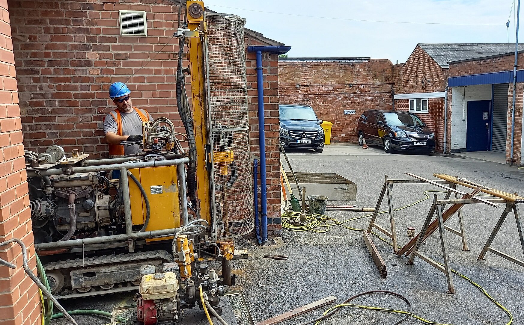 A survey being carried out of the ground beneath Eastwood funeral firm Gillotts Funeral Directors’ car park, which found evidence of a number of small coal seams, a reminder of the town’s industrial past.