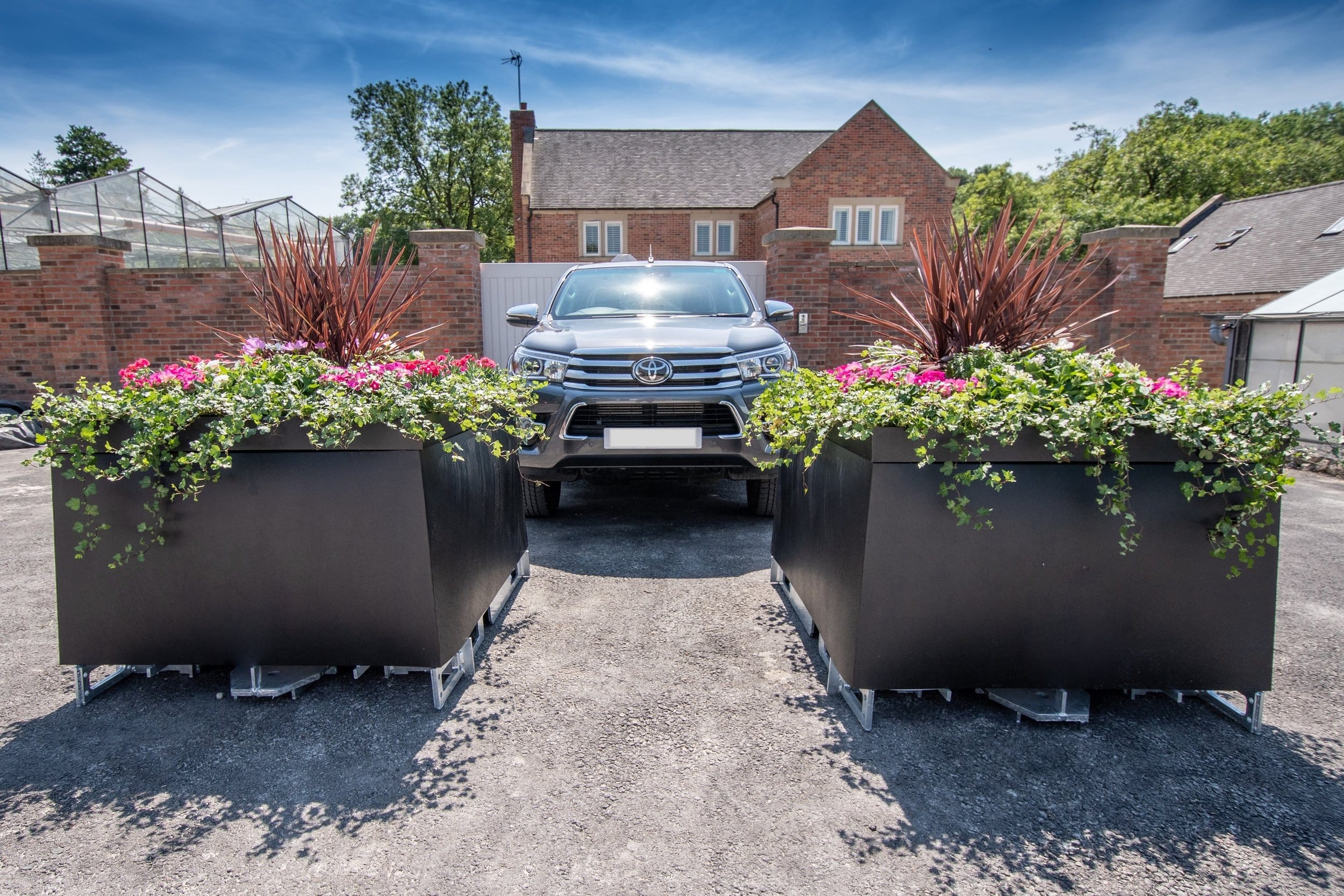 Derbyshire firm Securiscape rent out SecuriPods for events. They're available with our without plants. Penguin PR: public relations, media and communications