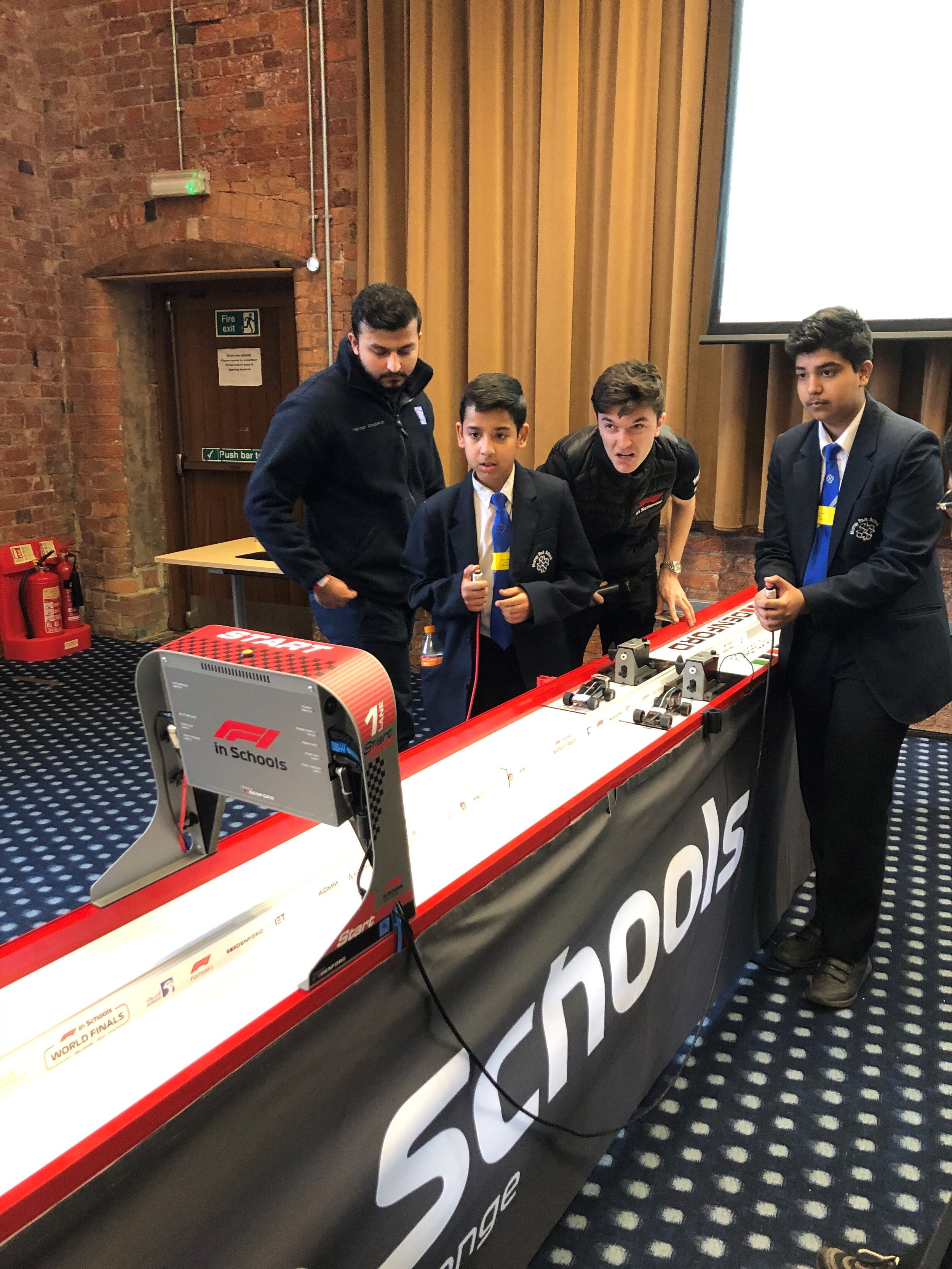 Pupils from Murray Park get involved i nthe F1 Schools competition