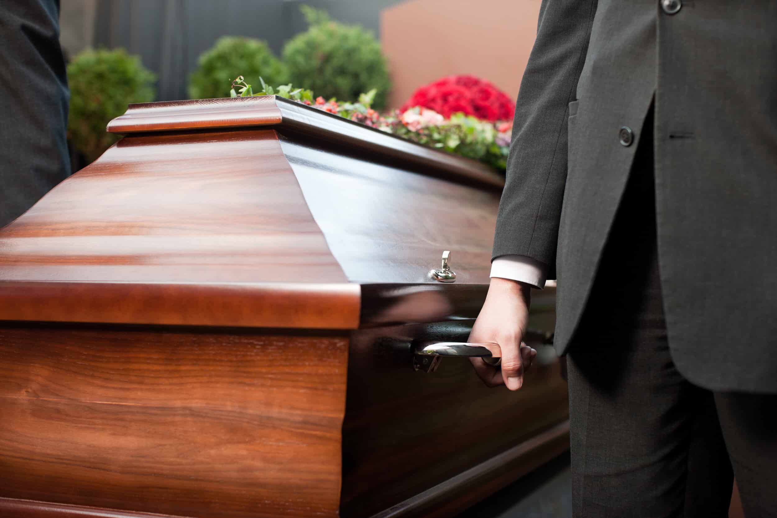 Nottinghamshire funeral firm Gillotts Funeral Directors has welcomed a new ruling that has been brought in to force companies to publish clear price lists in order to stop families being overcharged.