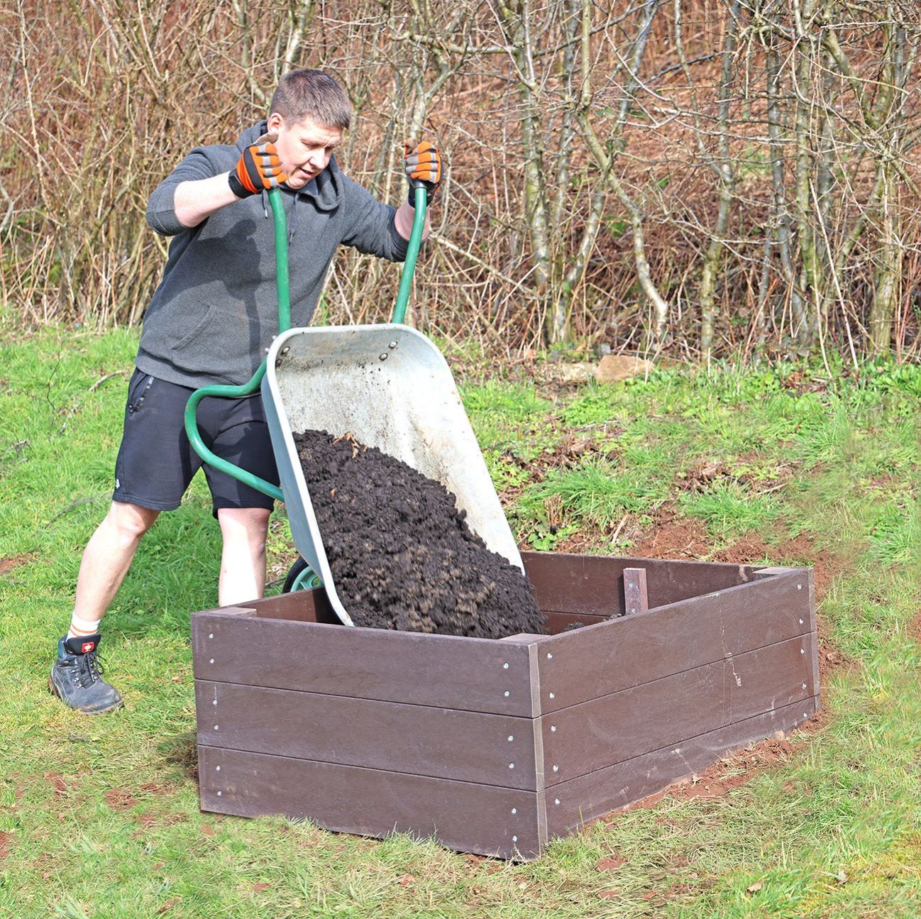 Derbyshire recycled plastic furniture company helps public get planting