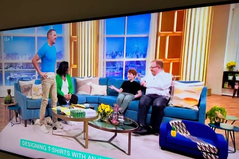 Paddy McGuinness wearing the Fidget-T on ITV's This Morning